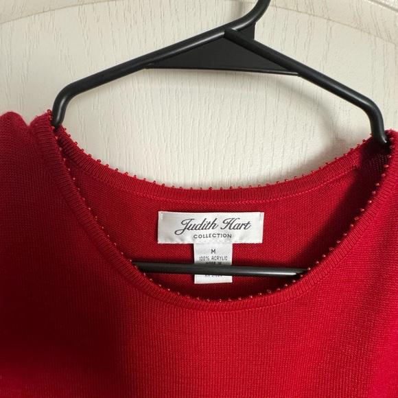 Vintage top red with small beads on collar - Picture 5 of 5